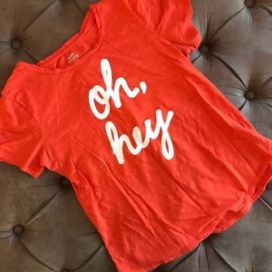 Red Old Navy tee